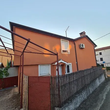 App Kiki Apartment